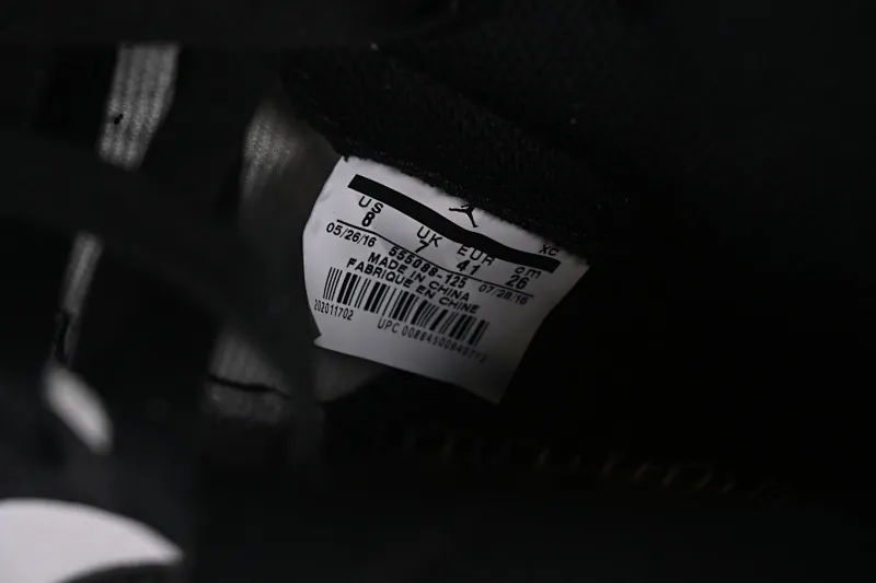 All categories Air Jordan Jordan series basketball shoes Air Jordan 1 High Air Jordan 1 High Retro OG AJ1 Joe 1 black toe high-top basketball shoes 555088-125